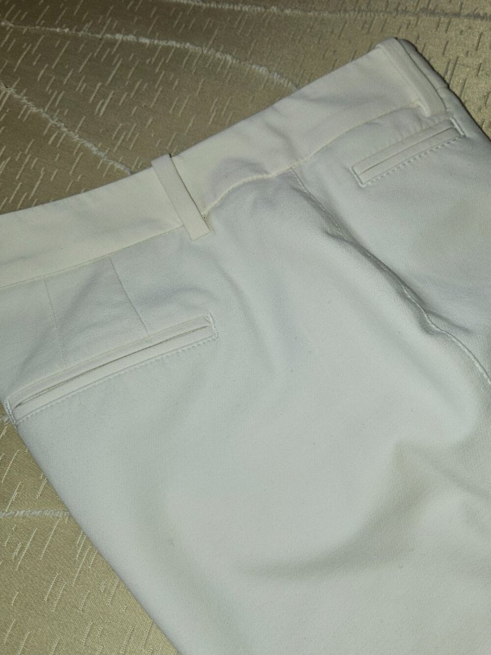 WHBM WHITE SLIM ANKLE PANTS SIZE 0P - Picture 3 of 14